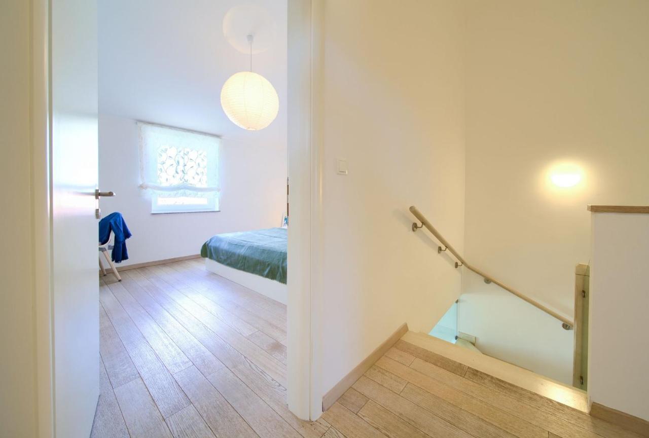 Apartments Aster Malinska Exterior photo